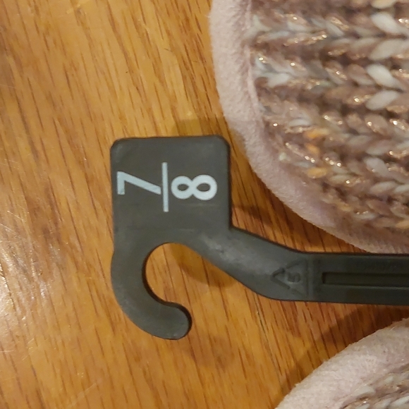 Secret Treasures Slippers - Picture 8 of 12